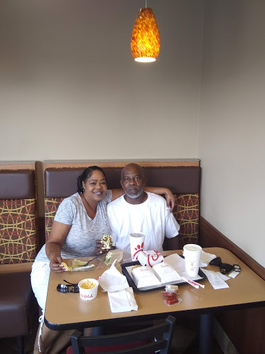 Fast Food Restaurant «Chick-fil-A», reviews and photos, 4925 Outer Loop, Louisville, KY 40219, USA