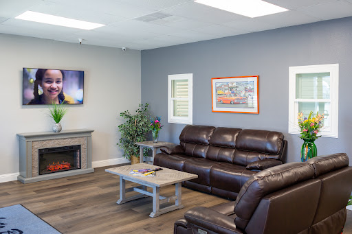 Auto Body Shop «Auto Body Expressions Inc», reviews and photos, 9734 Dino Dr, Elk Grove, CA 95624, USA