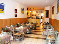 Atmosphère du San Pétrus Restaurant Bar Glacier à Saint-Péray - n°3