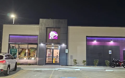 Taco Bell image