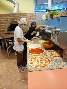 Milo pizza Via Provinciale Pesaro, 201, 47836 Mondaino RN, Italia