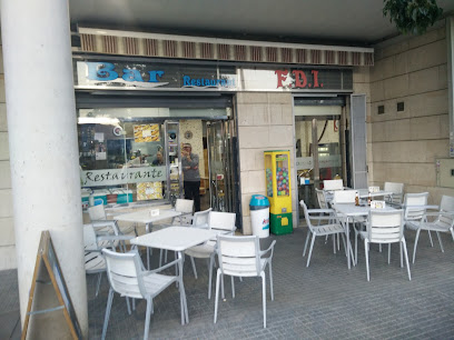 Restaurant Bar Paco - C/ del Pla, 32, 08980 Sant Feliu de Llobregat, Barcelona, Spain