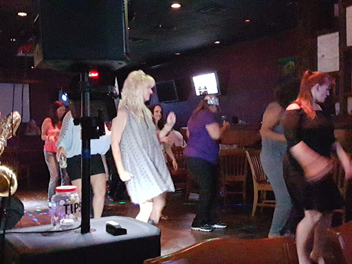 Sports Bar «Z Grill & Tap», reviews and photos, 2321 Cross Timbers Rd #413, Flower Mound, TX 75028, USA