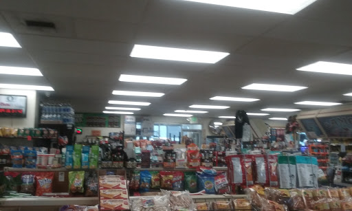 Truck Stop «Pioneer Villa Truck Plaza Inc», reviews and photos, 33180 OR-228, Halsey, OR 97348, USA