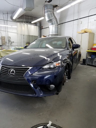 Auto Body Shop «Rich and Famous Auto Body», reviews and photos, 14741 Bessemer St, Van Nuys, CA 91411, USA