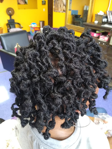 Beauty Salon «A Total U Salon*A Natural You», reviews and photos, 745 Bradfield Rd, Houston, TX 77060, USA