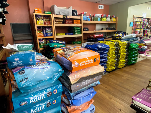 Pet Supply Store «The Whole Pet», reviews and photos, 2423 N College Ave, Fayetteville, AR 72703, USA