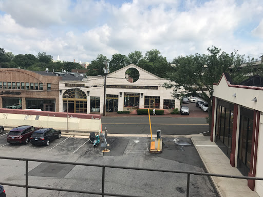 Used Car Dealer «Carriage House Motor Cars», reviews and photos, 25 Railroad Ave, Greenwich, CT 06830, USA