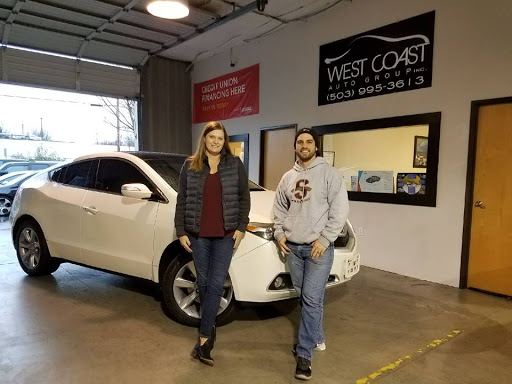 Used Car Dealer «West Coast Auto Group», reviews and photos, 231 NE 10th Ave, Portland, OR 97232, USA