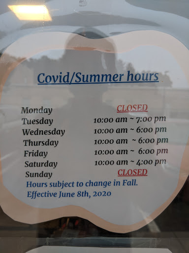 Pet Supply Store «Dawg City Inc.», reviews and photos, 38 Pearson St, Andover, MA 01810, USA