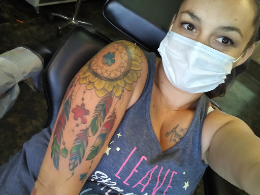 Tattoo Shop «LocoMotive Tattoo Studio», reviews and photos, 3850 E Gulf to Lake Hwy #6, Inverness, FL 34453, USA