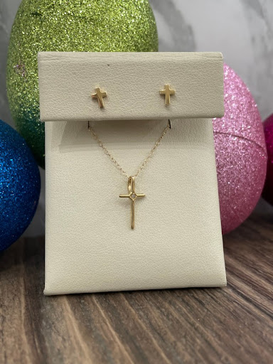 Jewelry Store «Georgetown Jewelers Inc», reviews and photos, 351 Georgetown Square, Wood Dale, IL 60191, USA