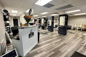 Cut Loose Salon image