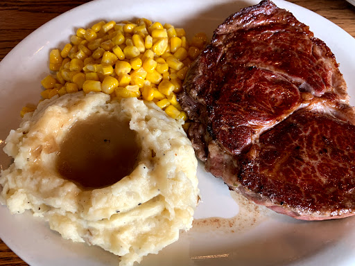 American Restaurant «Cracker Barrel Old Country Store», reviews and photos, 5100 Tiedeman Rd, Brooklyn, OH 44144, USA