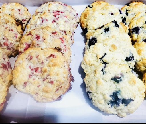 Donut Shop «Dippin Donuts», reviews and photos, 241 Edgartown-Vineyard Haven Rd, Edgartown, MA 02539, USA