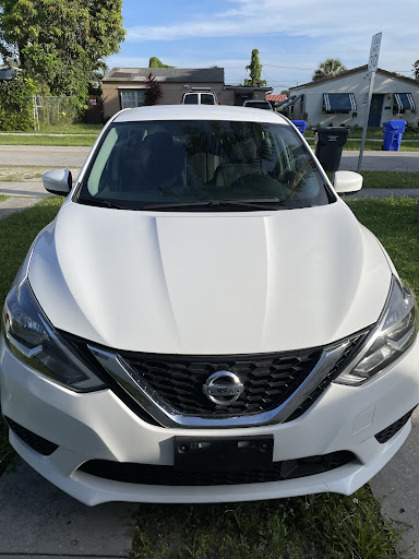 Used Car Dealer «Modern Auto Sales», reviews and photos, 2200 N Federal Hwy, Hollywood, FL 33020, USA