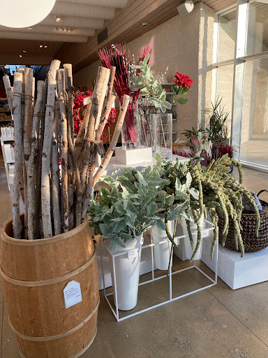 Furniture Store «Crate and Barrel», reviews and photos, 160 N Gulph Rd, King of Prussia, PA 19406, USA