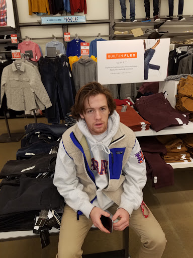 Clothing Store «Old Navy», reviews and photos, 3020 Brandywine Pkwy, Wilmington, DE 19803, USA