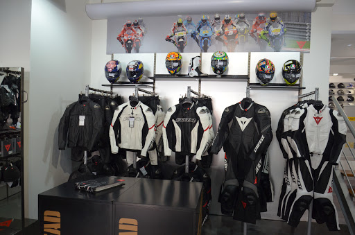 Motorcycle accessories stores Lisbon