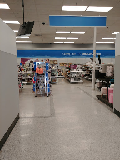 Clothing Store «Ross Dress for Less», reviews and photos, 5635 Woodruff Ave, Lakewood, CA 90713, USA