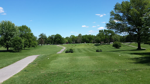 Golf Course «Clinton Hill Golf Course», reviews and photos, 3700 Old Collinsville Rd, Swansea, IL 62226, USA