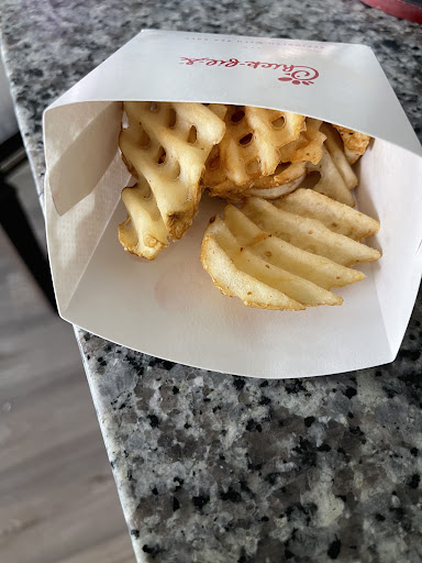 Fast Food Restaurant «Chick-fil-A», reviews and photos, 4360 13th St, St Cloud, FL 34769, USA