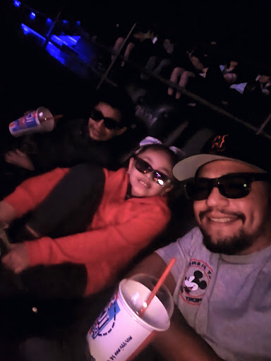 Movie Theater «Showcase Cinema de Lux Randolph», reviews and photos, 73 Mazzeo Dr, Randolph, MA 02368, USA