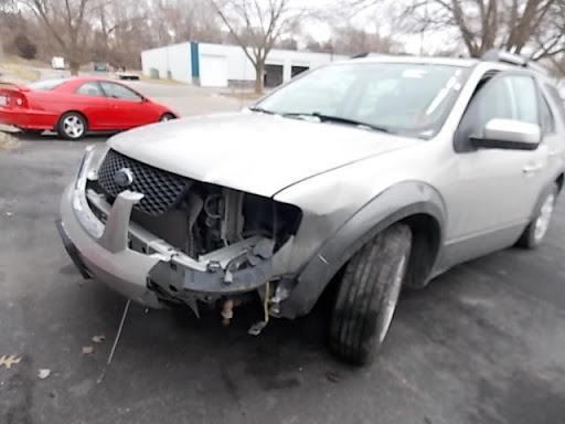 Auto Body Shop «Maaco Collision Repair & Auto Painting», reviews and photos, 1998 NW 92nd Ct, Clive, IA 50325, USA