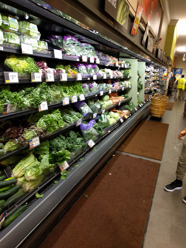 Grocery Store «Stop & Shop», reviews and photos, 105 Alewife Brook Pkwy, Somerville, MA 02144, USA