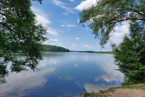 Lake Deseda image