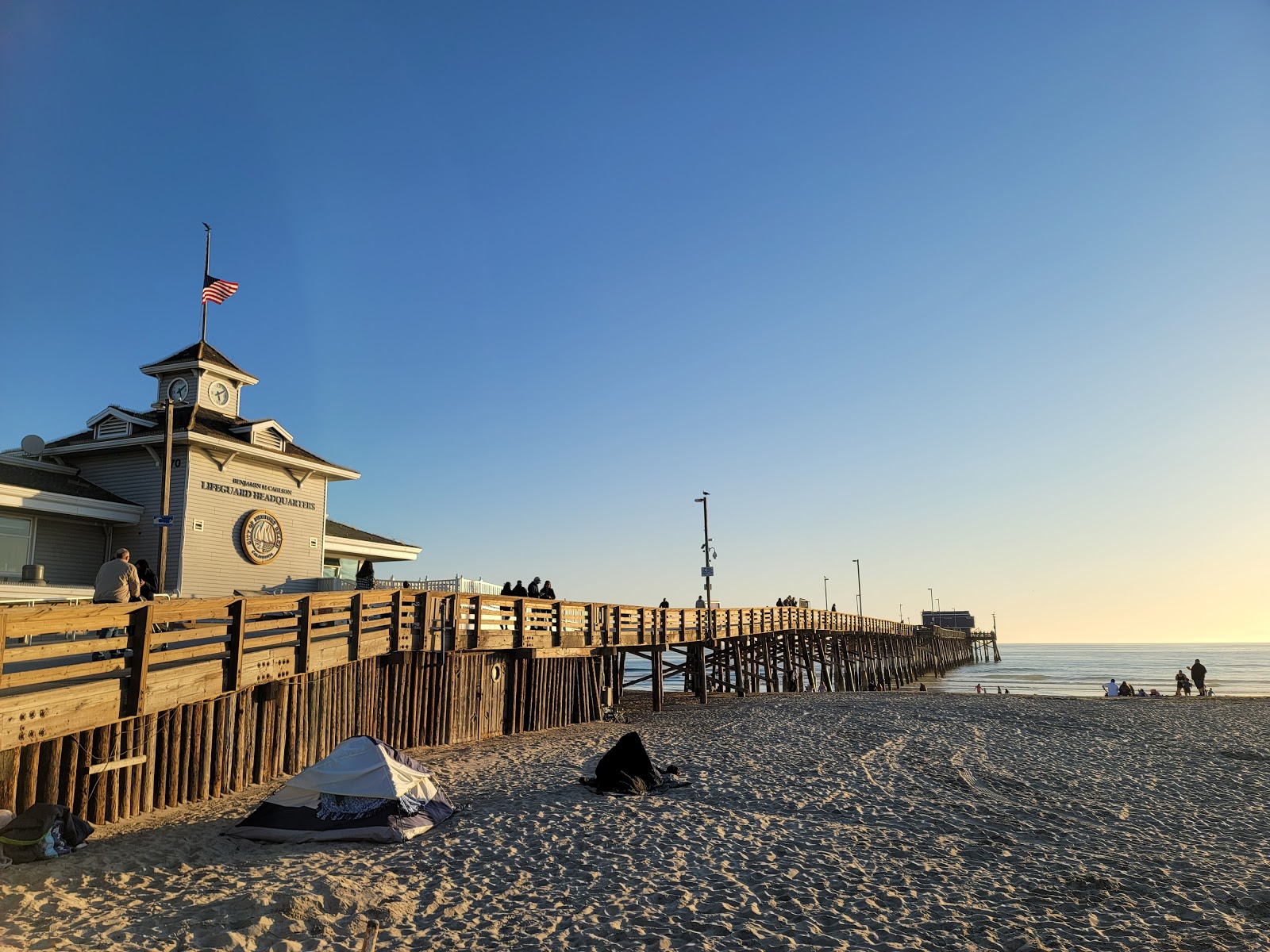 Foto van Newport Beach - populaire plek onder ontspanningskenners