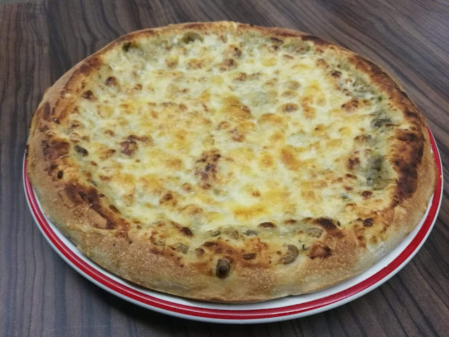 Moho Pizzéria - Pizza