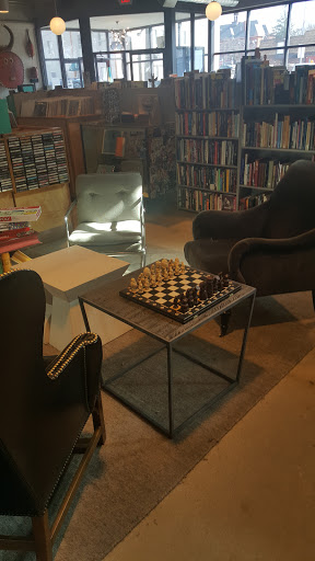 Book Store «Totem Books», reviews and photos, 620 W Court St, Flint, MI 48503, USA