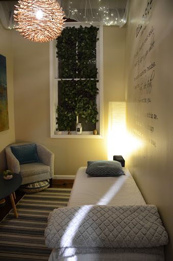 Health Food Store «CORNER HEALTH FOODS», reviews and photos, 502 N Seymour Ave, Mundelein, IL 60060, USA