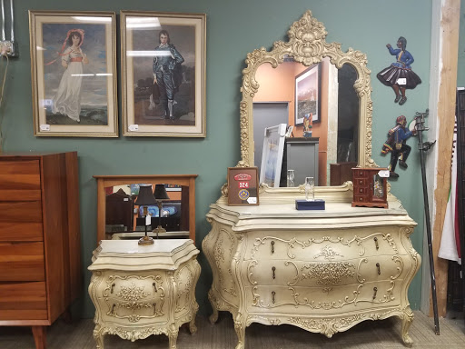 Consignment Shop «The Furniture Guy Consignment», reviews and photos, 12431 Greenwood Ave N, Seattle, WA 98177, USA