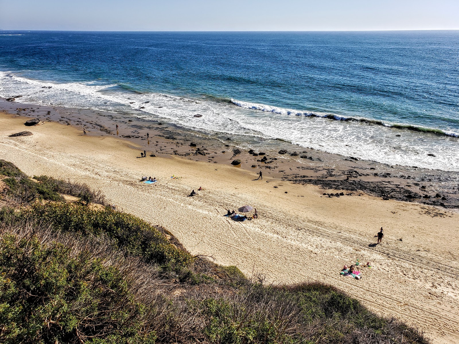 Foto von Crystal Cove Beach mit etwas sauber Sauberkeitsgrad