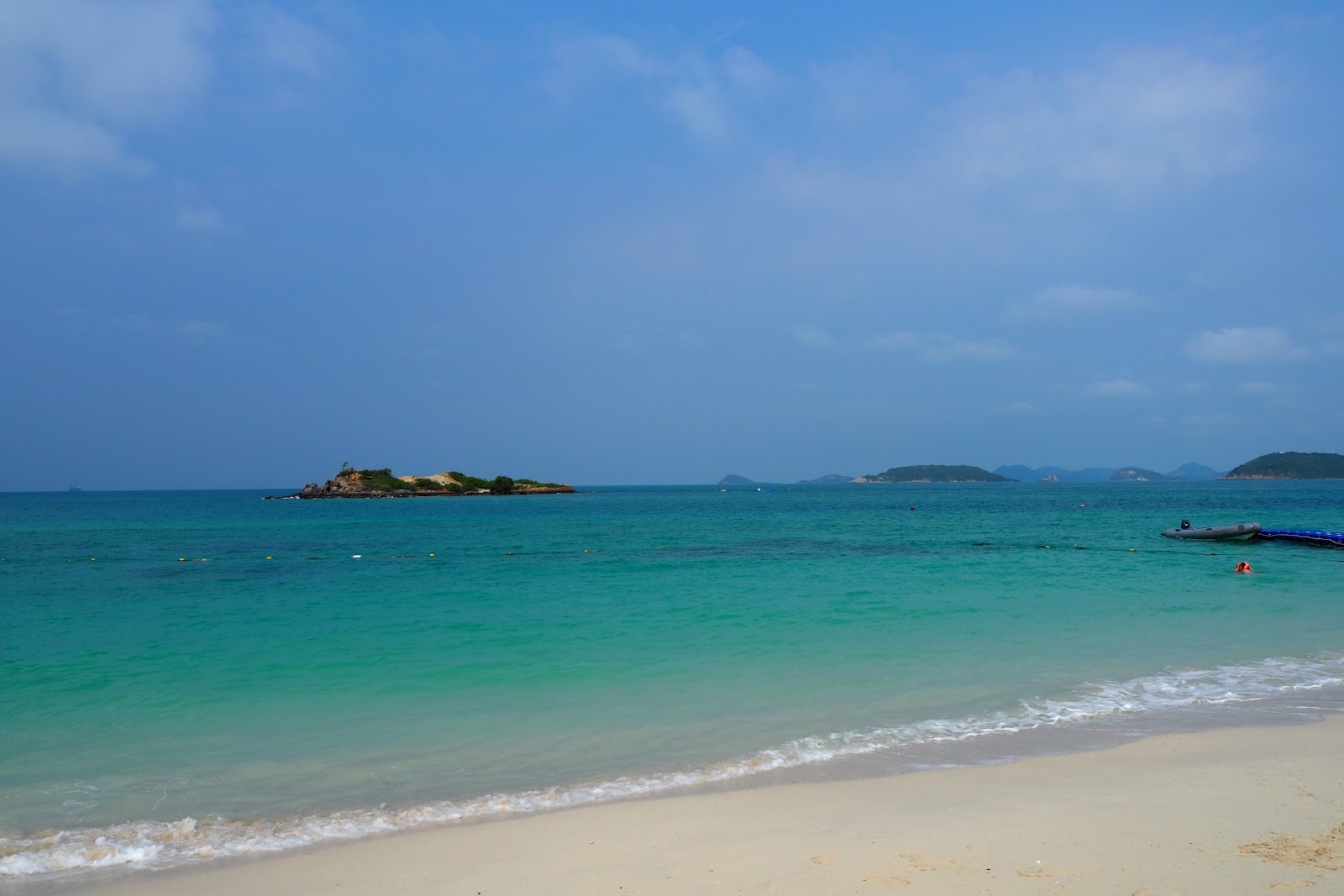 Foto van Luklom Beach met hoog niveau van netheid