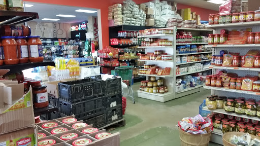 Grocery Store «Malincho Euro Market & Prestige Liquor», reviews and photos, 1475 Lee St, Des Plaines, IL 60018, USA