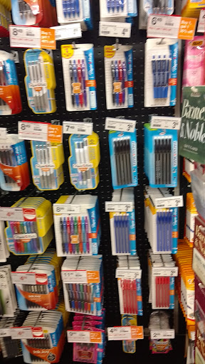 Office Supply Store «Staples», reviews and photos, 3155 Columbia Blvd, Titusville, FL 32780, USA