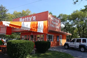 Netty's Chili Dogs image