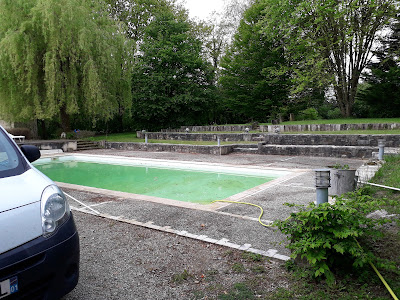 PISCINES ASSISTANCE 01 à Val-Revermont