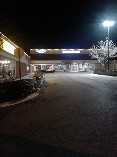 Cell Phone Store «MetroPCS Authorized Dealer», reviews and photos, 150 S Kennedy Dr, Carpentersville, IL 60110, USA