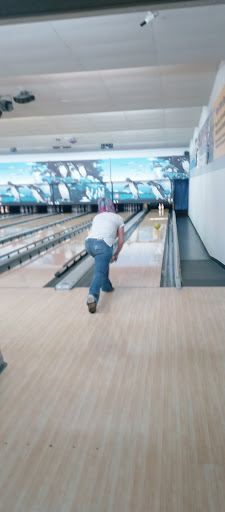 Bowling Alley «Lord Calvert Lanes», reviews and photos, 2275 Solomons Island Rd, Huntingtown, MD 20639, USA