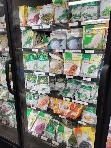 Indian Grocery Store «Shalimar Grocery», reviews and photos, 16541 Redmond Way, Redmond, WA 98052, USA