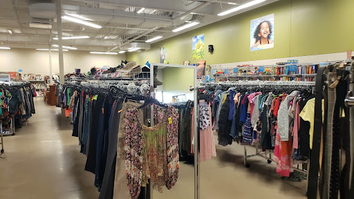 Non-Profit Organization «Goodwill Store & Donation Center», reviews and photos, 1381 N Rand Rd, Palatine, IL 60074, USA