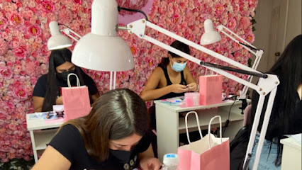 Pink Nails Chile