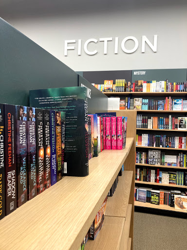 Book Store «Barnes & Noble», reviews and photos, 280 Palladio Pkwy, Folsom, CA 95630, USA