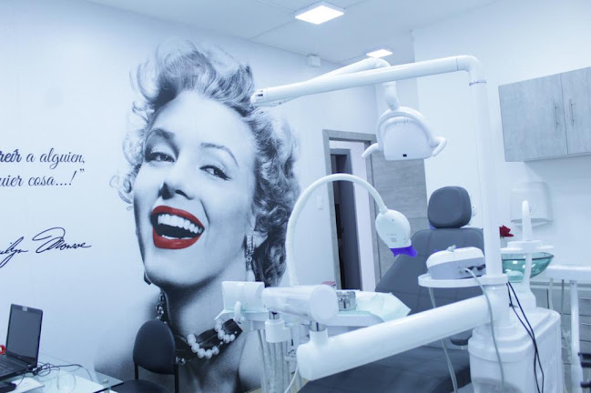 Freedent Clinica Dental - Dentista