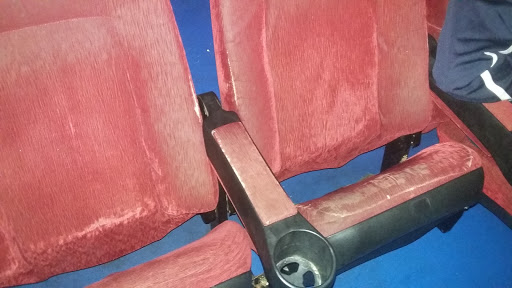 Movie Theater «Regal Cinemas Hollywood 10 - St. Joseph», reviews and photos, 5405 N Belt Hwy, St Joseph, MO 64506, USA