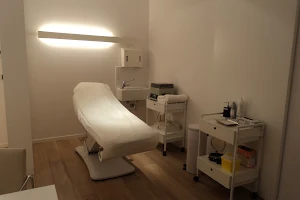 FC Facial CLINIQUE Palma image